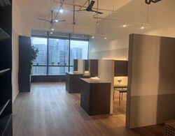 Woods Square (D25), Office #620601821